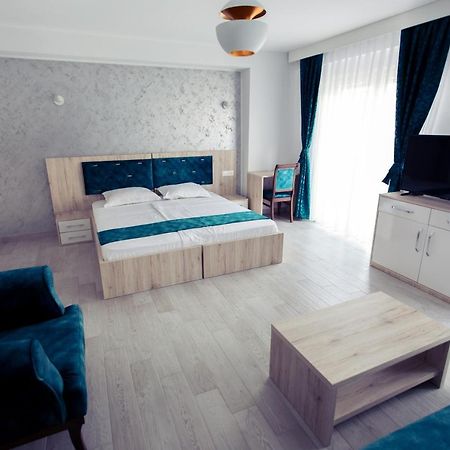 City Hotel Ferizaj Eksteriør bilde