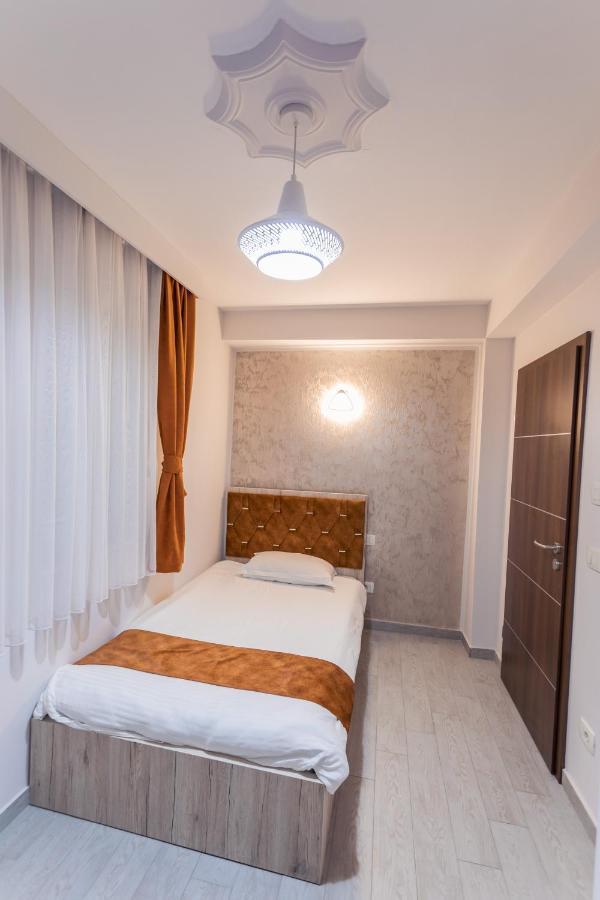 City Hotel Ferizaj Eksteriør bilde